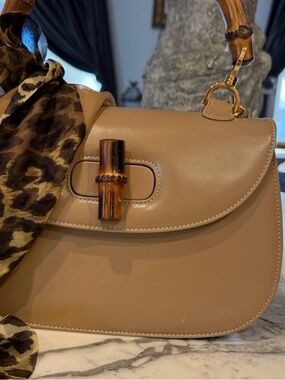 Gucci Bamboo Top Handle Bag Tan Leather Small Structured Crossbody Authentic